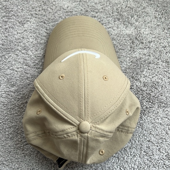 Dri-Fit Nike Club Cap/Hat - Picture 3 of 4